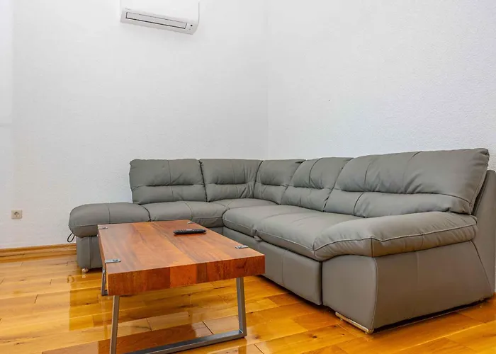 In 45894 Apartment *