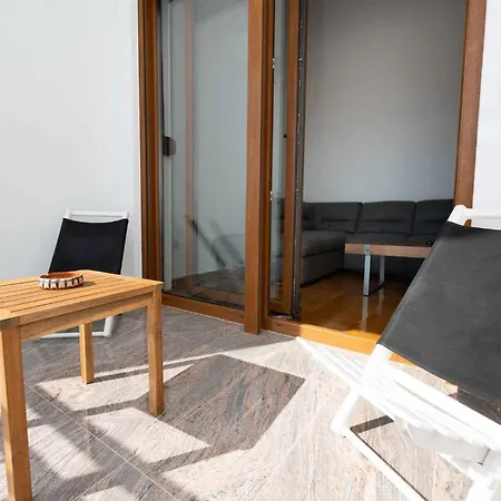Apartament In 45894