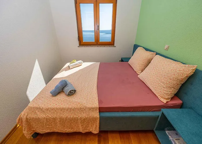 In 45894 * Crikvenica